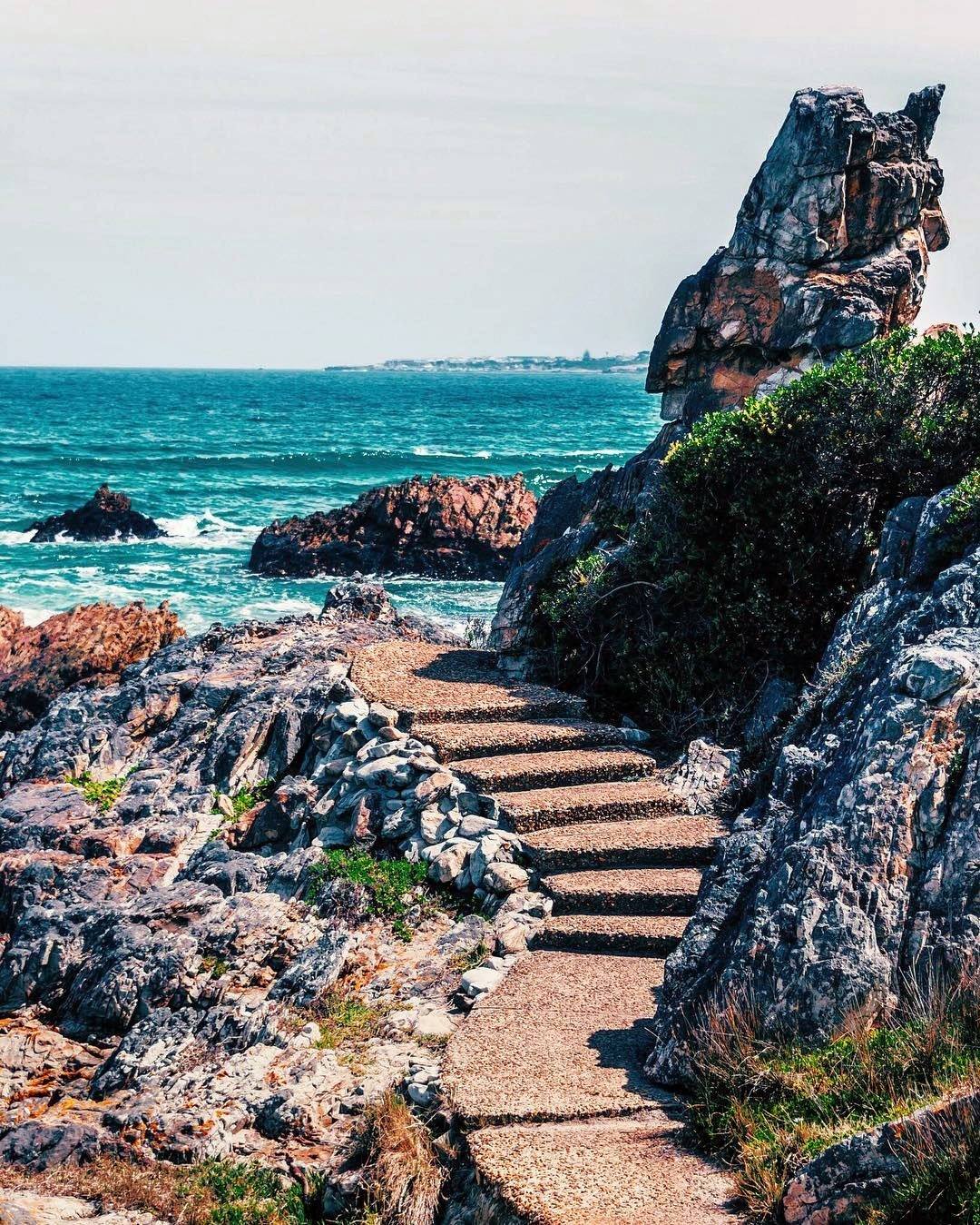 Robin Lee conducting historical research on Hermanus, Western Cape history